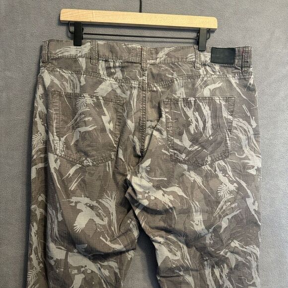 Nike SB Camo Pants Ripstop Skateboard Mens Size 38 Green Utility Straight Leg - Picture 2 of 12
